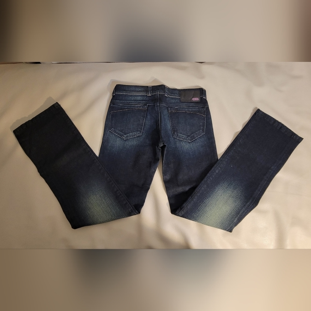 028 Diesel Jeans - Picture 6 of 6